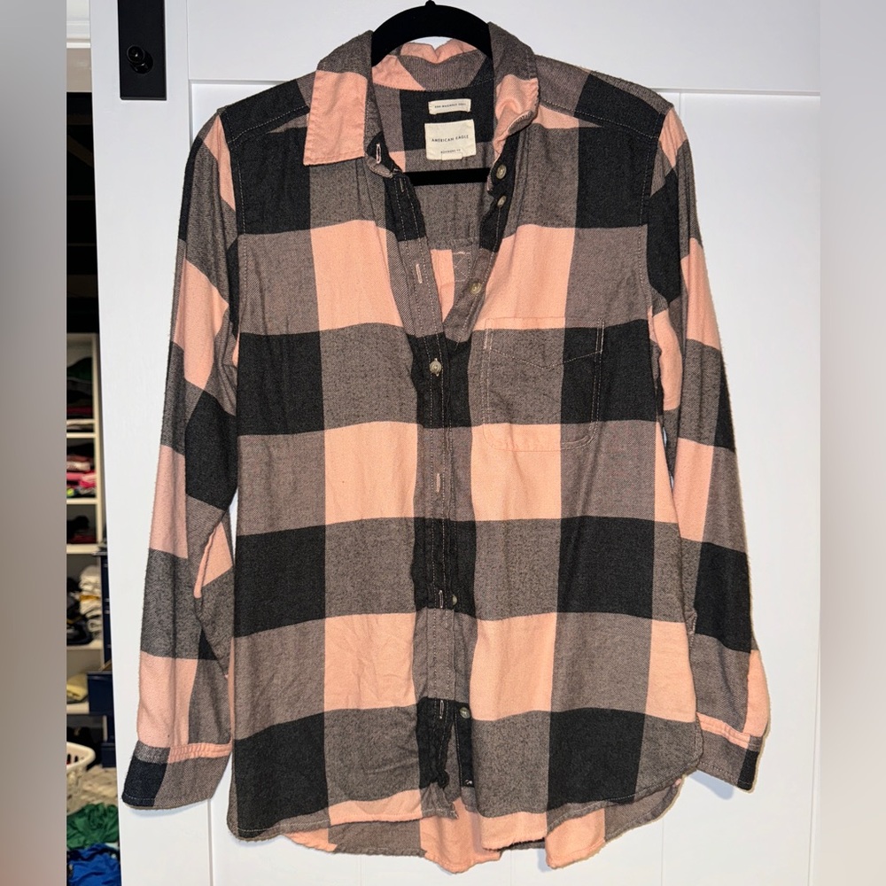 American Eagle Ahh-amazingly soft pink/black buffalo check flannel